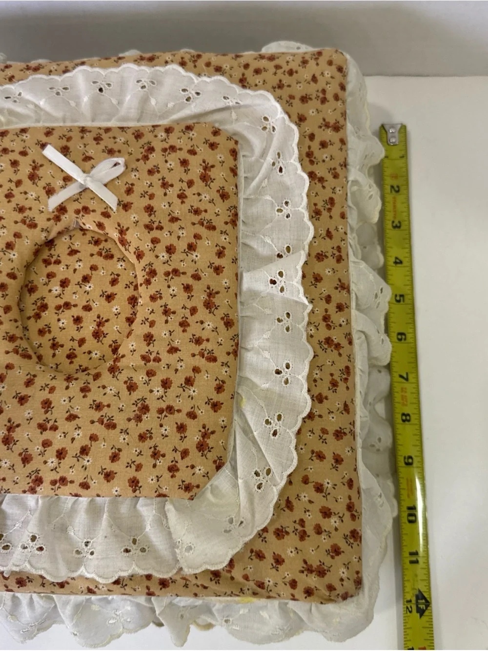 VTG 80s Lace Padded Floral Fabric Photo Album Cottage Core Scrapbook Brown Muted
